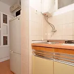 C W Balcony Shared Terrace & The Sea View *