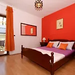 아파트 C W Balcony Shared Terrace & The Sea View 트로기르