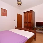 C W Balcony Shared Terrace & The Sea View 아파트