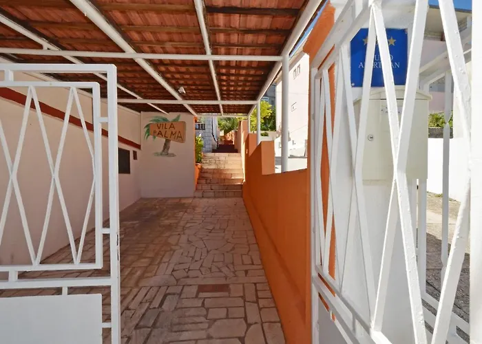 C W Balcony Shared Terrace & The Sea View Lejlighed